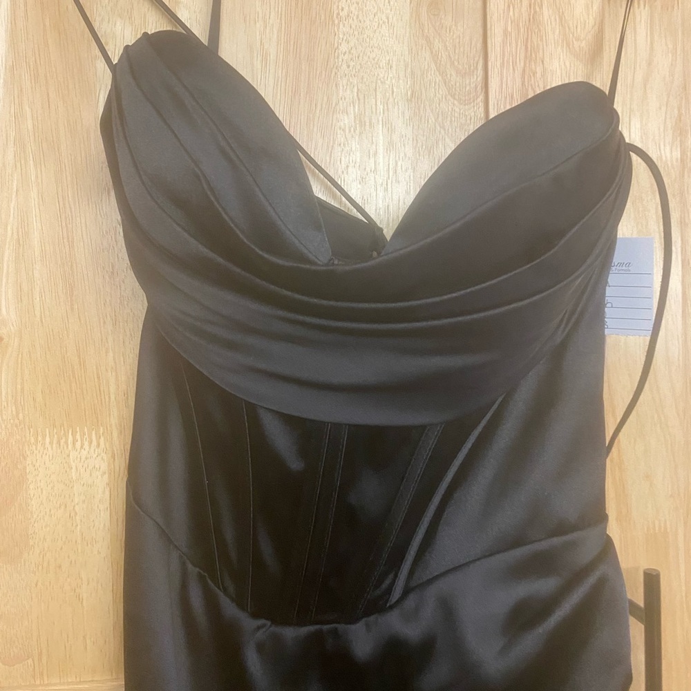 Never Worn, Except To Try On. Was Originally Boug… - image 6